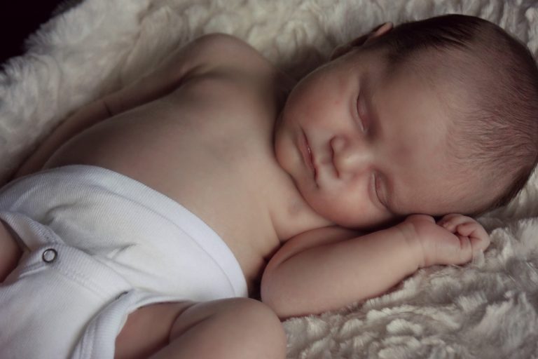 How Much Sleep Does a Baby Need? Can There Be Too Much?